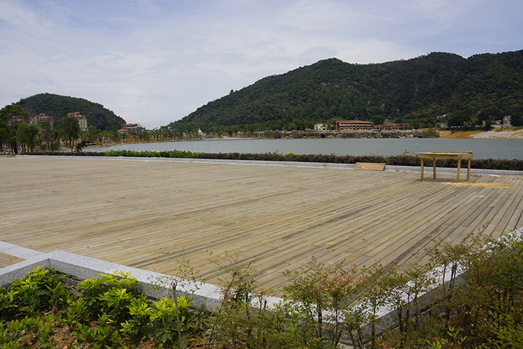 佛山南海鉑思廣場外墻防腐涂料應用案例